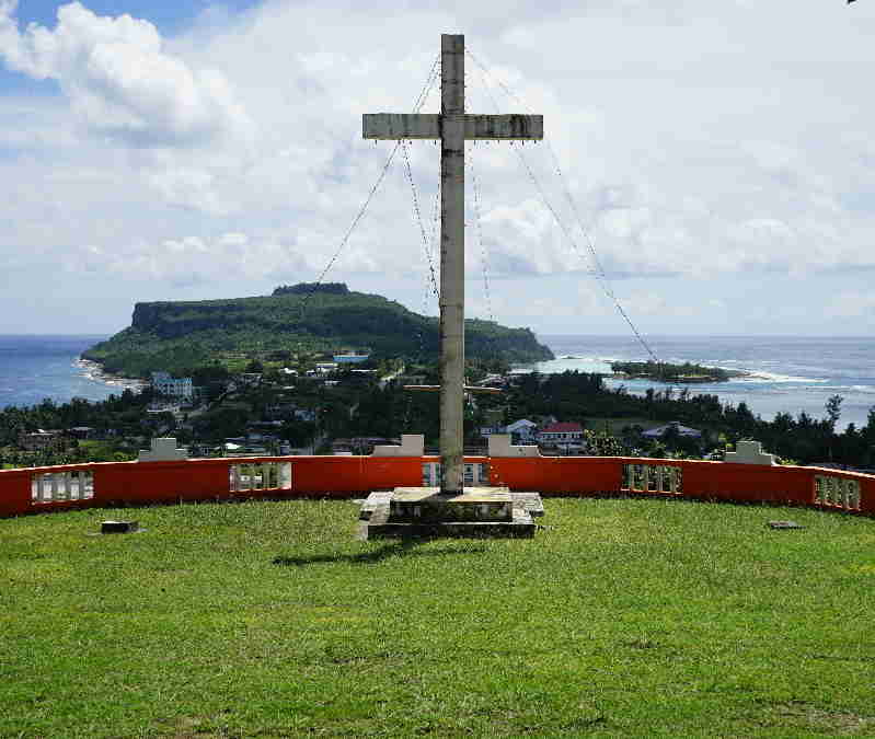 Photo - The cross at the Rota Overlook