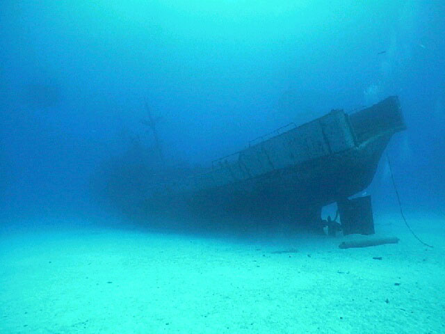 Photo: Snake Eyes Shipwreck - Stern